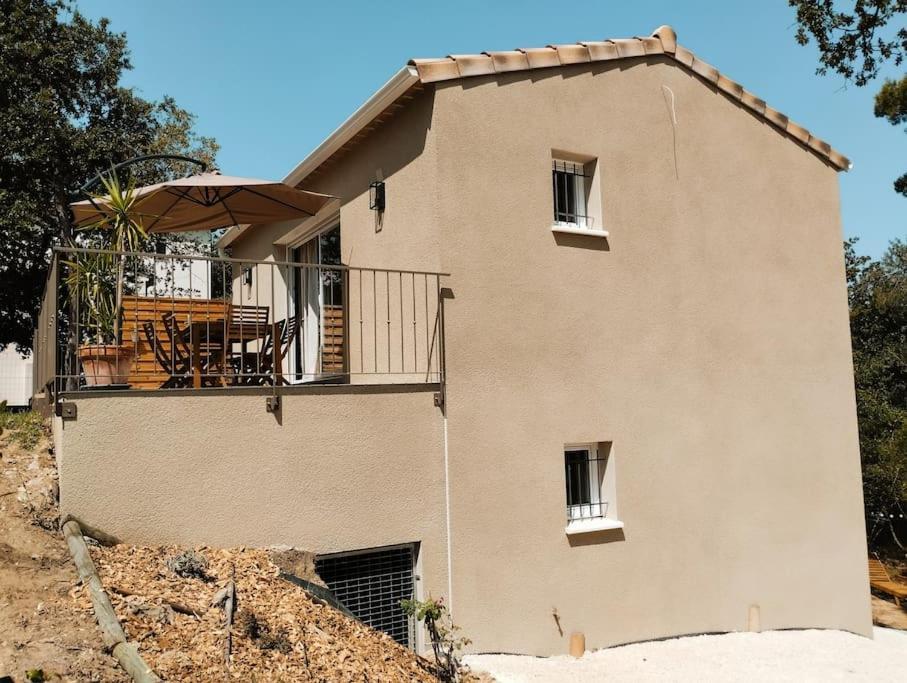 Charmante Maison Avec Jardin Aux Portes Des Gorges De L'Ardeche Saint-Julien-de-Peyrolas Exterior photo